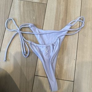 BoutineLA tho g bikini bottom - size large - lavender - worn once NWT